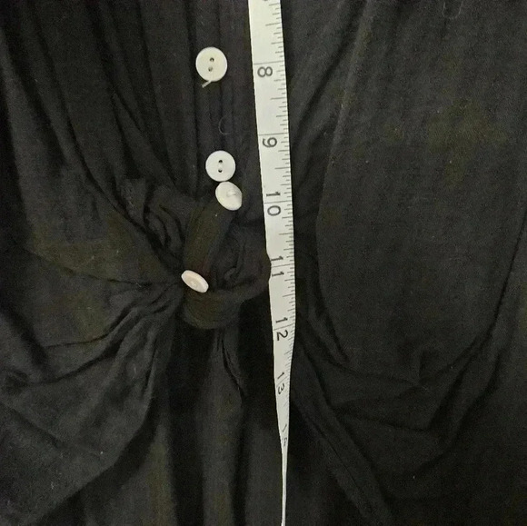 Womens plus size black blouse! - Picture 7 of 7